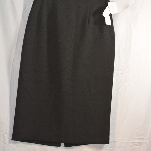 Little Black Aline Skirt SZ 8 NWT - Picture 2 of 3